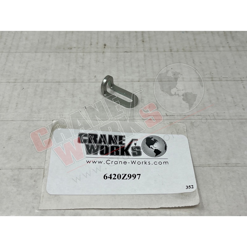 6420Z997 | New Slotted Link|1.25″ x 0.6″ x 0.6″