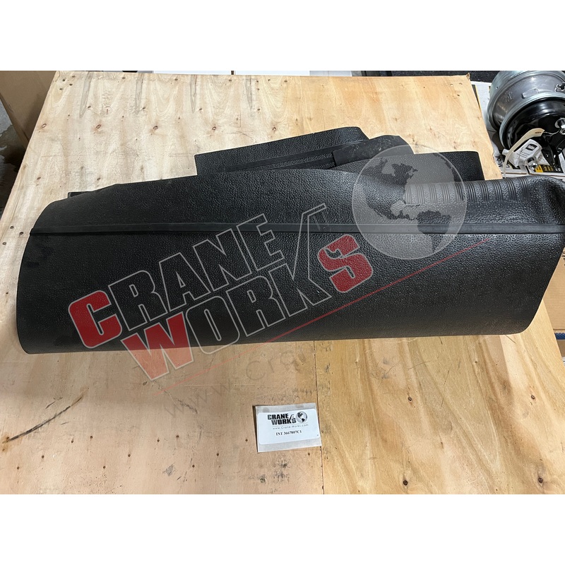 3667807C1 | New Floor Mat|36.5″ x 11.5″ x 10″