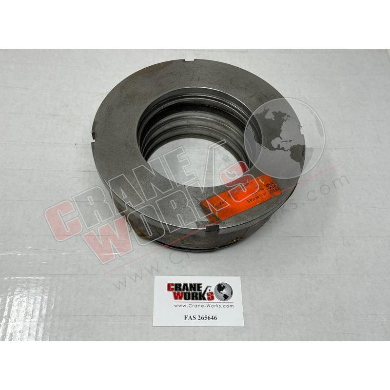265646 | NEW RING NUT     (266050 CYL)