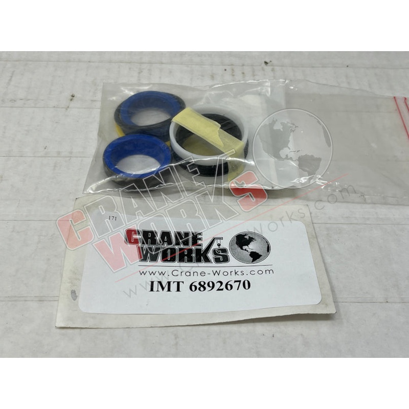 6892670 | NEW SEAL KIT-O/R 24562