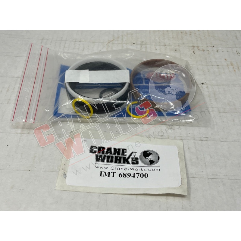 6894700 | NEW SEAL KIT FOR PISTON