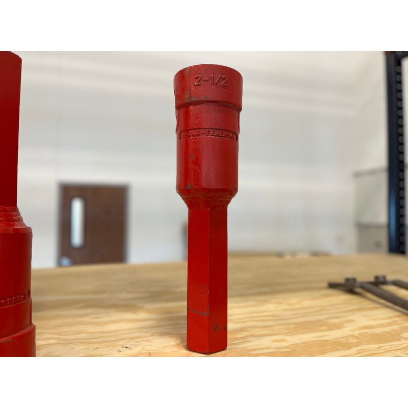 TA000853TU | New Kelly Bar Adapter 2.5in Hex to 2.62in Bar